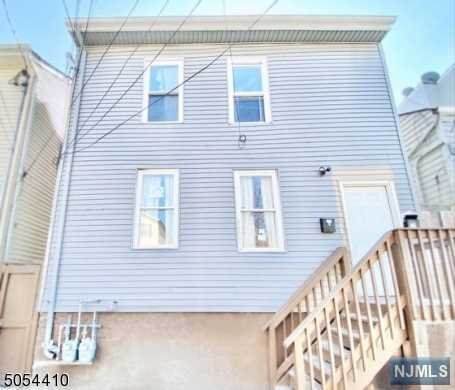 138 16th Avenue - Photo 1