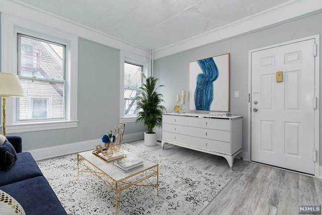 201 45th Street - Photo 1