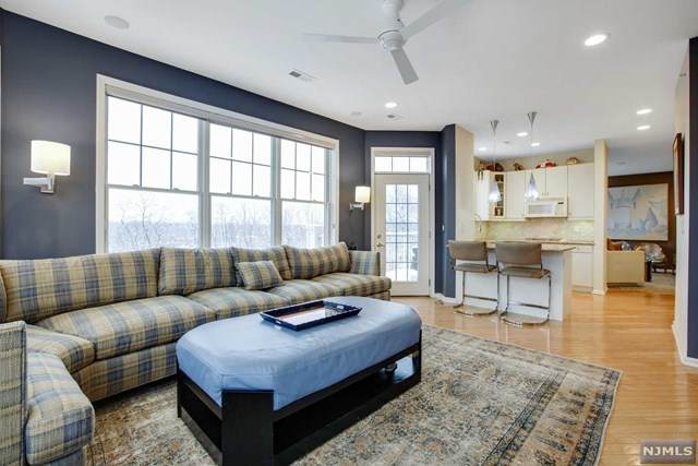 1408 Pointe Gate Drive - Photo 1