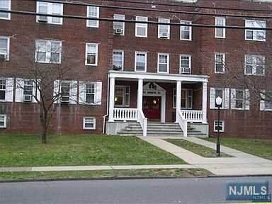 155 Union Avenue - Photo 1