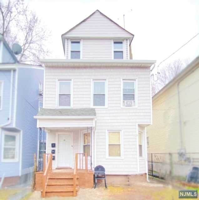 180 Godwin Avenue - Photo 1