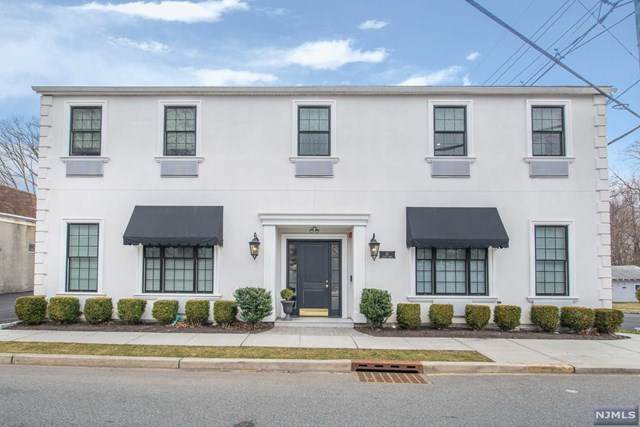 27 Central Avenue - Photo 1