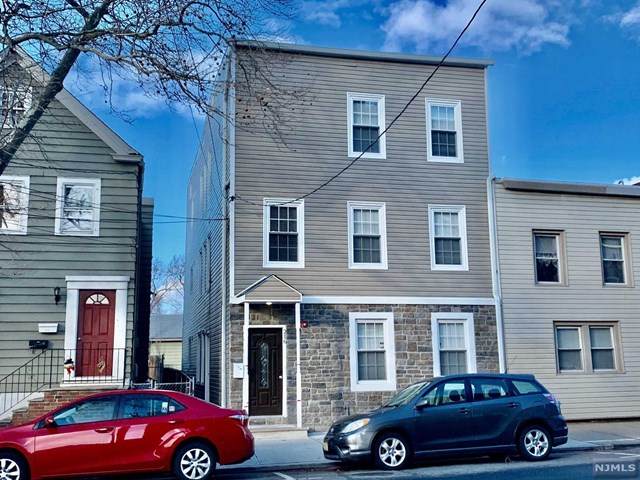 216 Hamilton Street - Photo 1