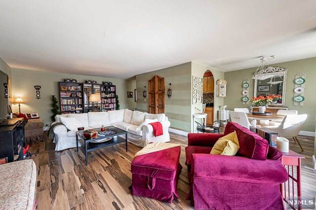 301 Beech Street - Photo 1