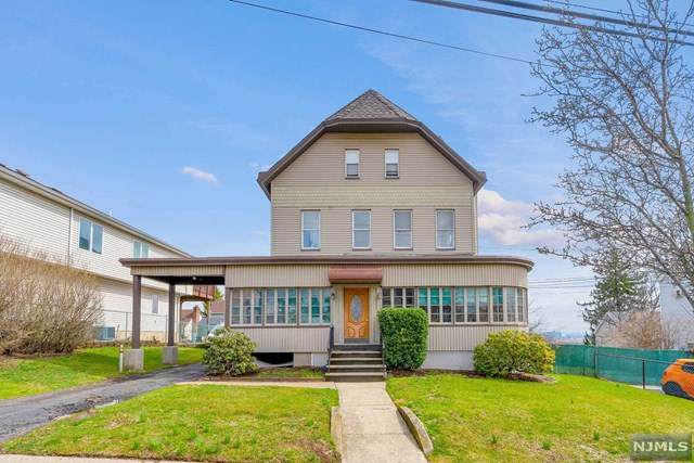 515 Hackensack Street - Photo 1