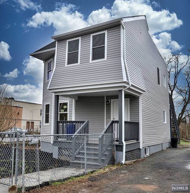 282 Lincoln Street - Photo 1