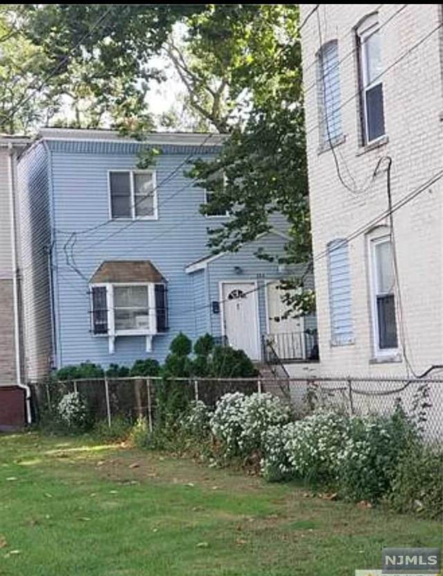 286 Ogden Street - Photo 1