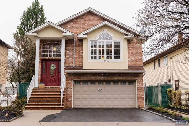 262A Columbia Avenue - Photo 1