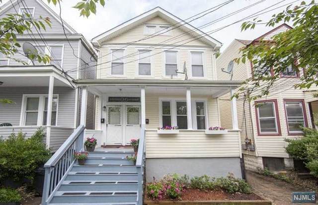 10 Willowdale Avenue - Photo 1