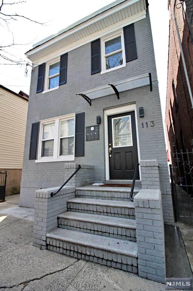113 Niagara Street - Photo 1