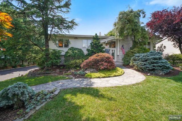 54 Wanamaker Avenue - Photo 1
