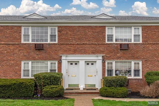 666 Bloomfield Avenue - Photo 1