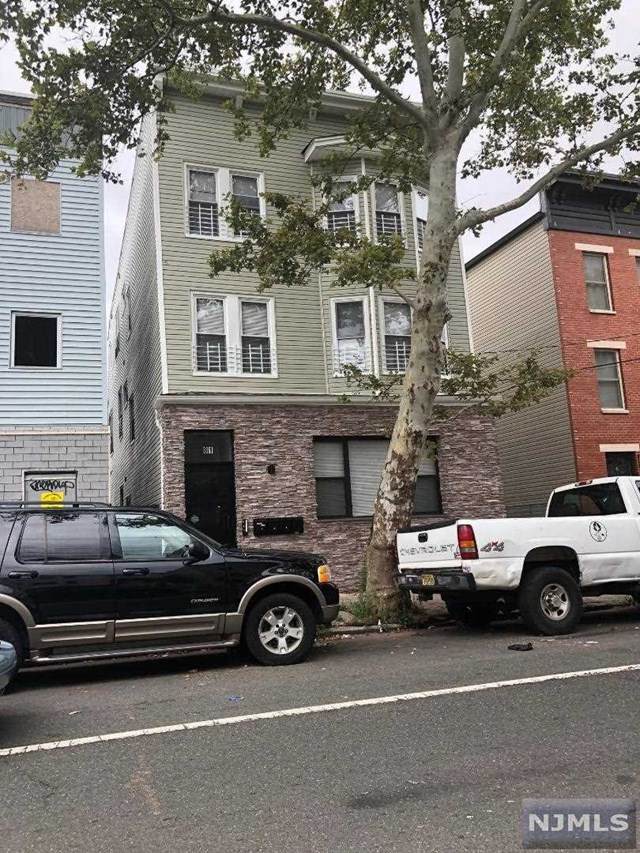 81 Summer Avenue - Photo 1