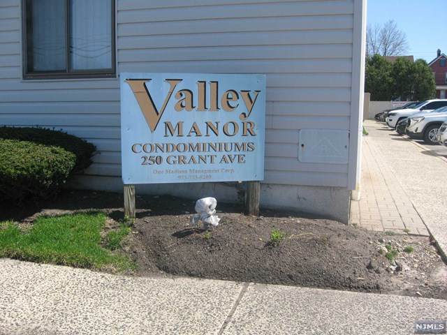 250 Grant Avenue - Photo 1
