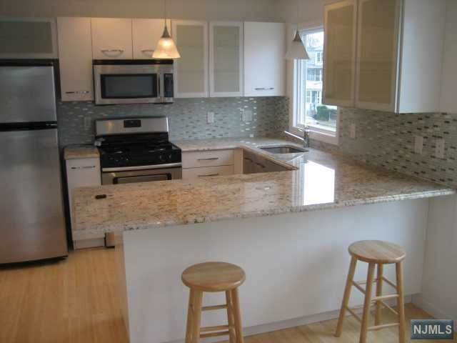 48 Locust Avenue - Photo 1