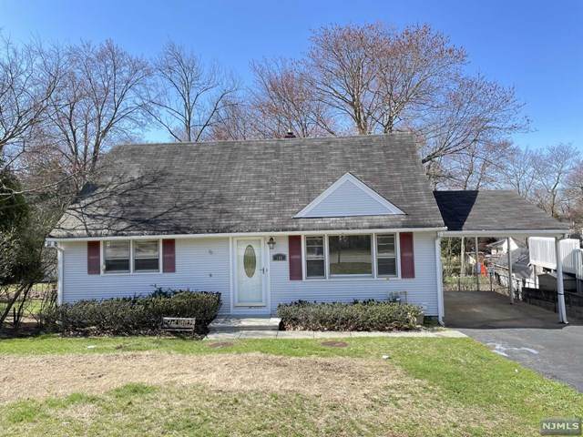 146 Hiawatha Boulevard - Photo 1