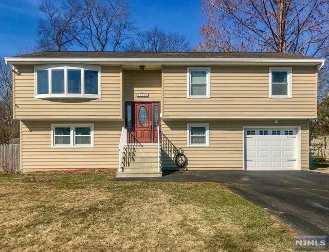 706 Riverdale Boulevard - Photo 1
