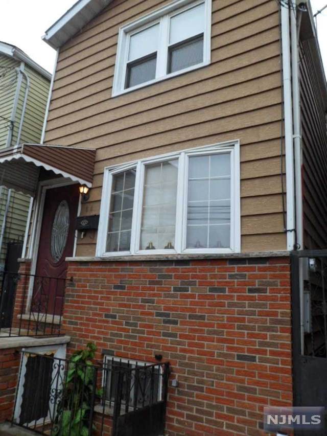 65 Ferguson Street - Photo 1