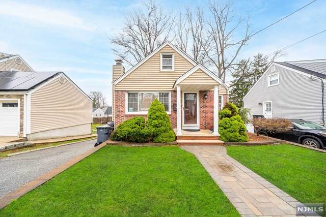 135 Harrington Street - Photo 1