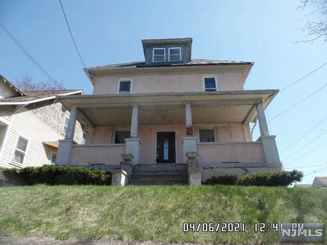 487 Highland Avenue - Photo 1