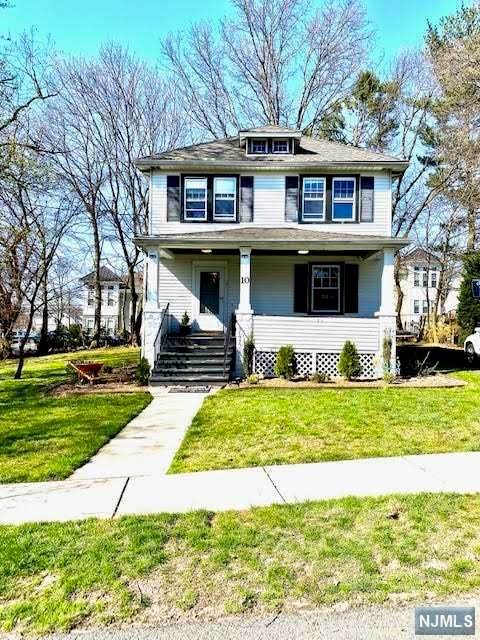 10 Poplar Street - Photo 1