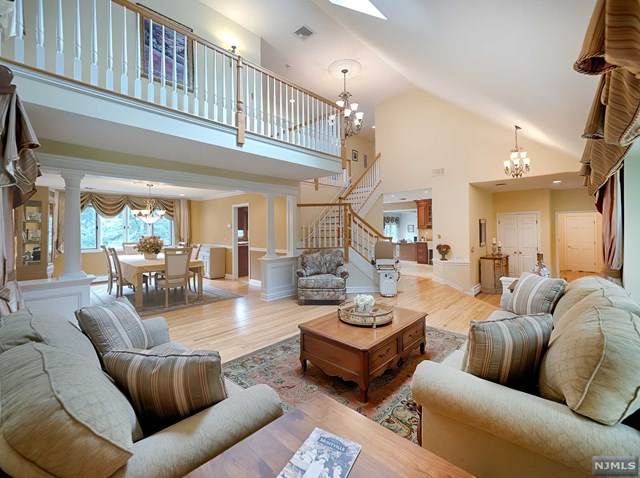 28 Cheyenne Drive - Photo 1