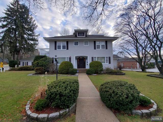 26 Clinton Avenue - Photo 1