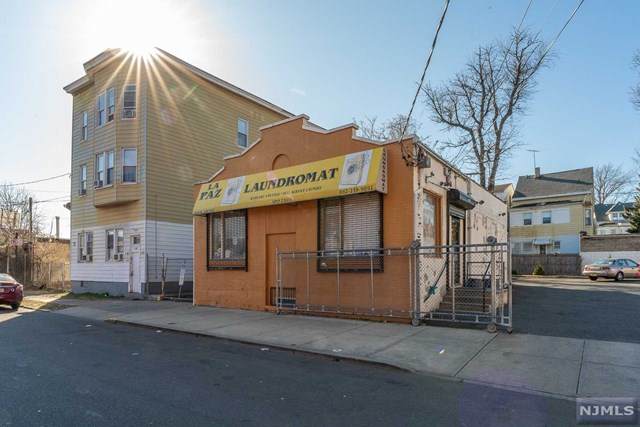 512-516 19th Street - Photo 1