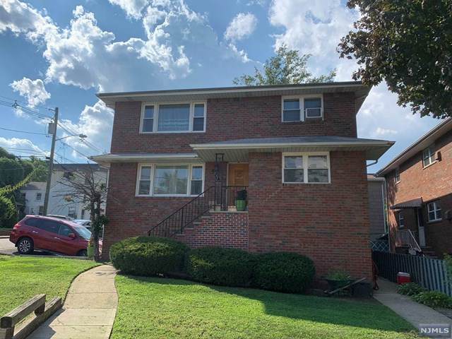 1637 John Street - Photo 1