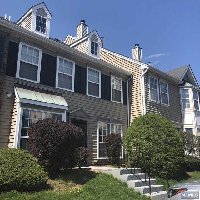12 Howard Court - Photo 1