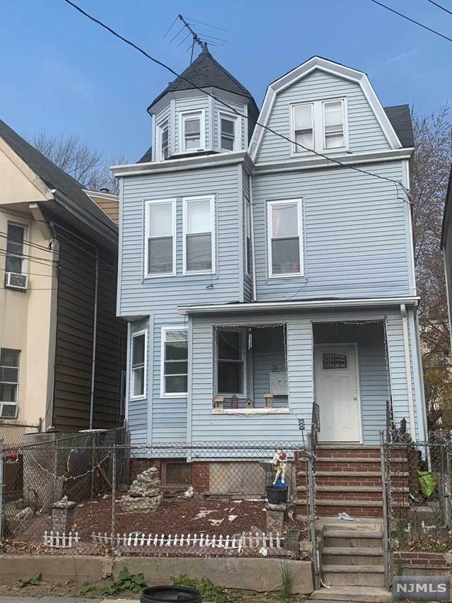 248 Summer Avenue - Photo 1