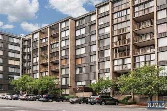 9060 Palisade Avenue - Photo 1