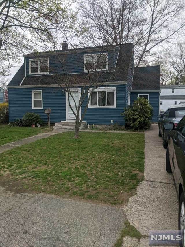 92 Bergen Avenue - Photo 1