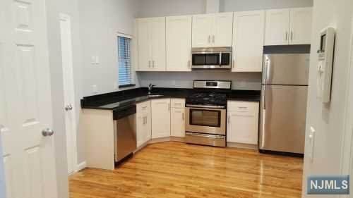 216 Hudson Street - Photo 1