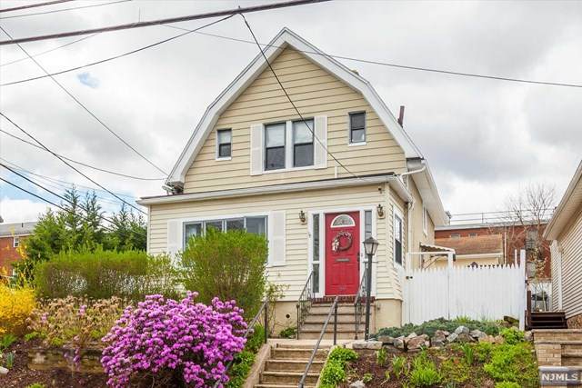 59 Sanford Avenue - Photo 1
