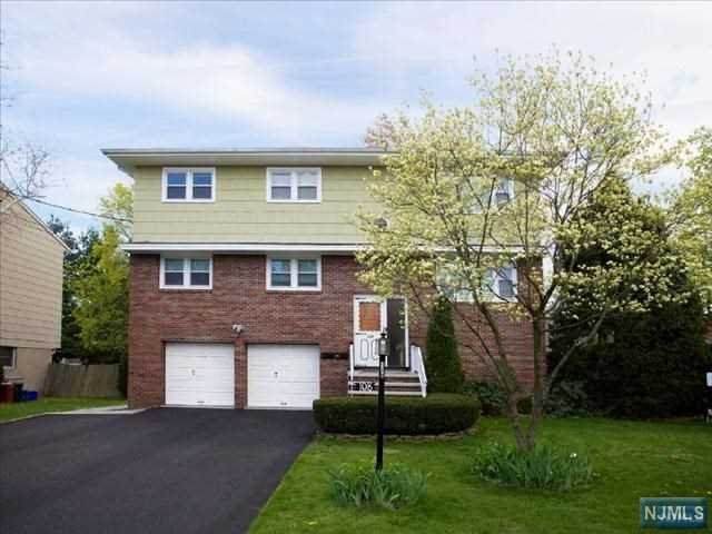 108 Hickory Avenue - Photo 1