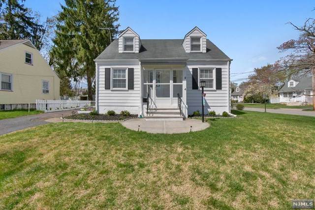 4 Mathes Avenue - Photo 1
