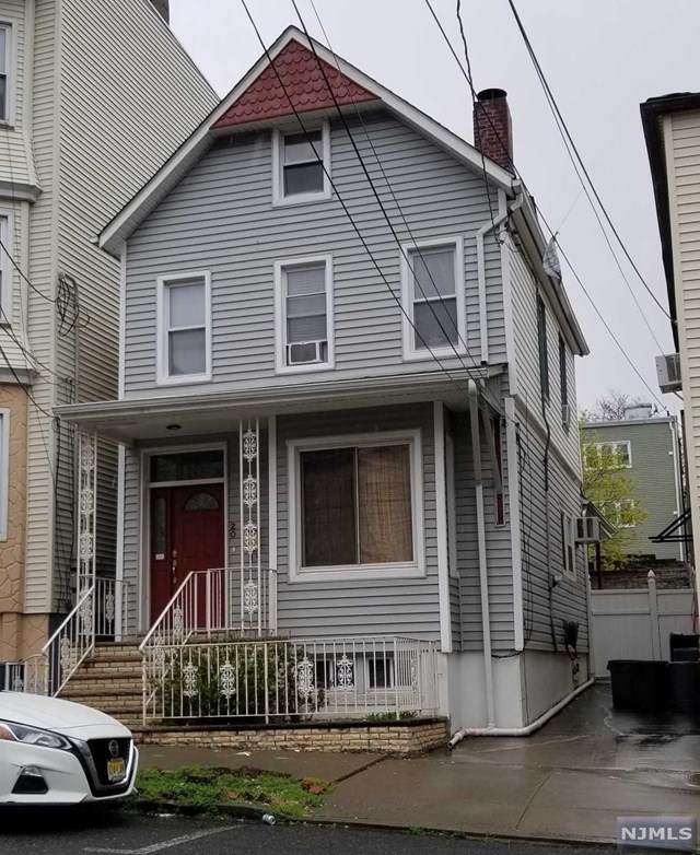 20 Chestnut Street - Photo 1
