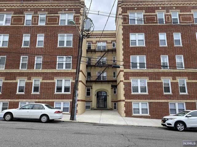 10 Henry Avenue - Photo 1
