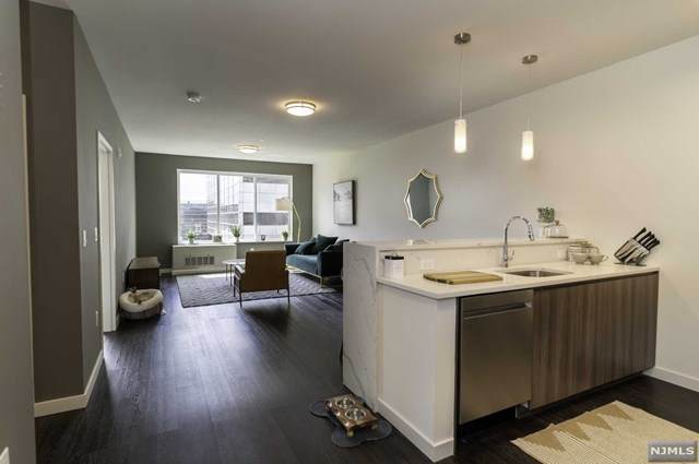 22 Sussex Street - Photo 1
