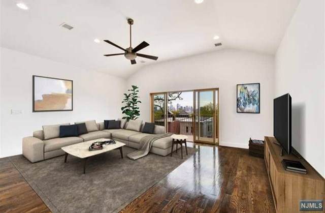 192 Arlington Avenue - Photo 1
