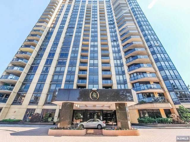900 Palisade Avenue - Photo 1