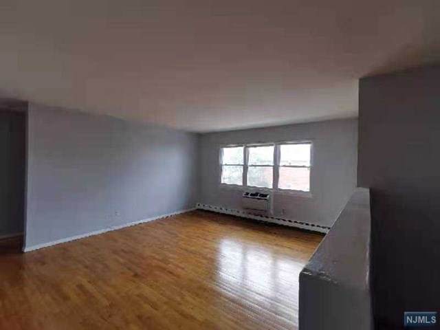 24B Lakeview Avenue - Photo 1