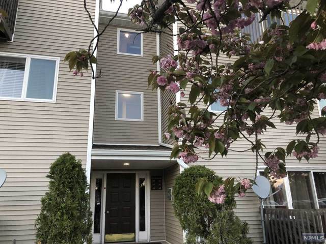 53 Presidential Drive - Photo 1