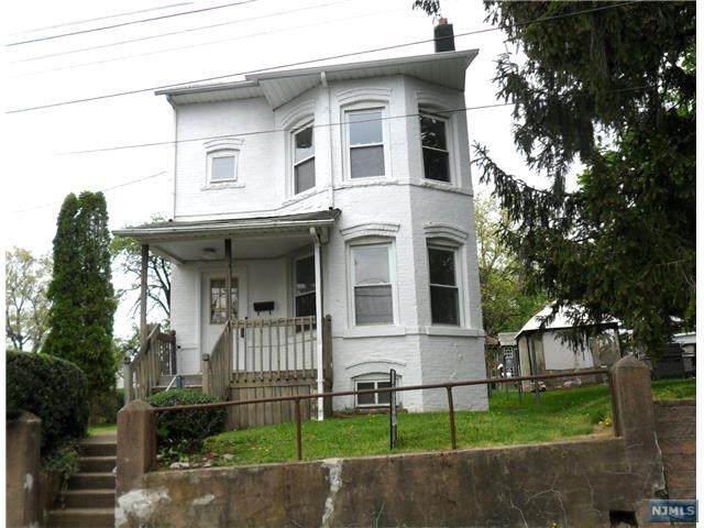 68 Mohawk Avenue - Photo 1