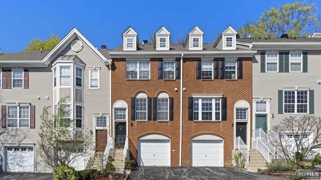 1167 Chedworth Circle - Photo 1