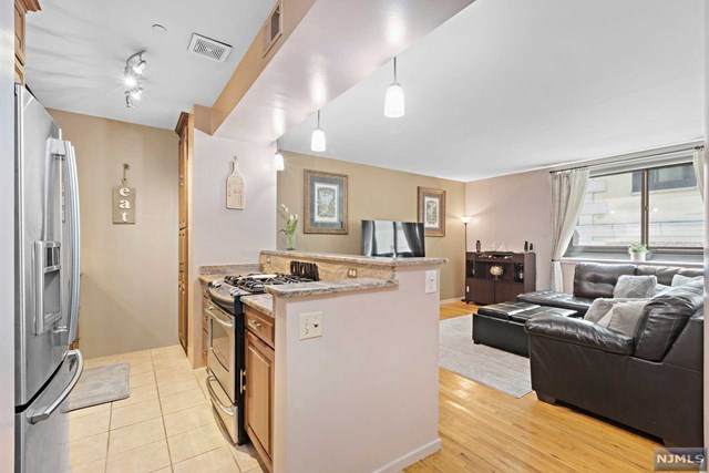 518-536 Gregory Avenue - Photo 1