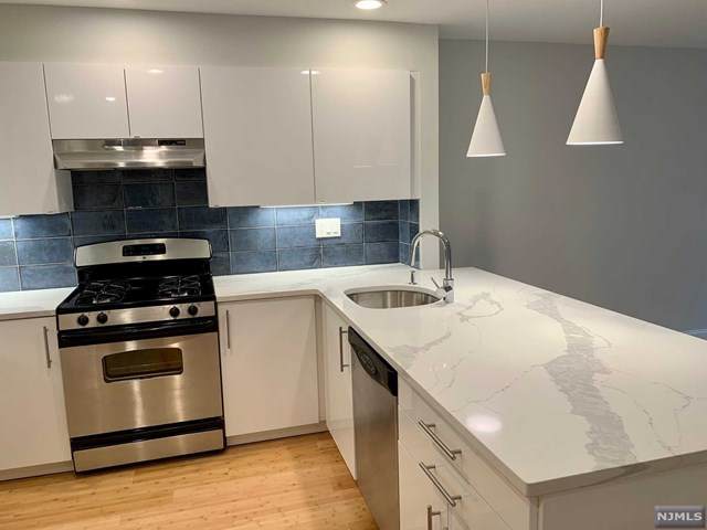 751 Mainsail Lane - Photo 1