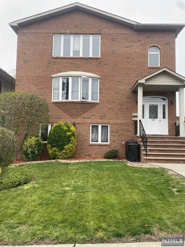 557 Park Place - Photo 1