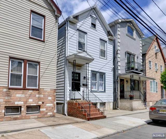 80 Ann Street - Photo 1